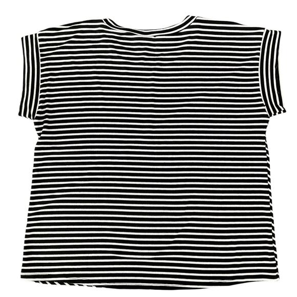 Wrapper Women's Black and white Striped Top Size XL - Picture 3 of 6